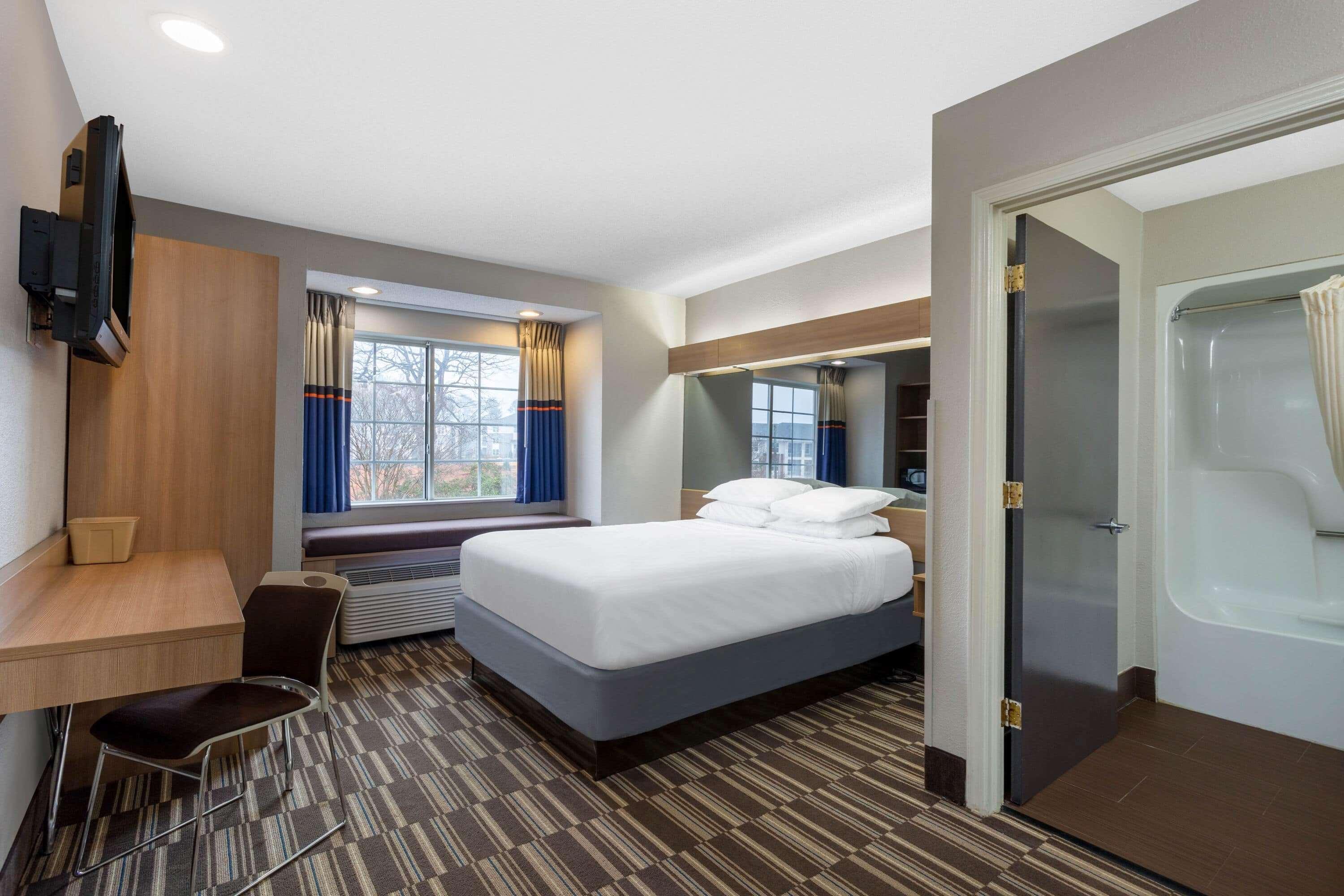 Microtel Inn & Suites By Wyndham Matthews/Charlotte Bagian luar foto