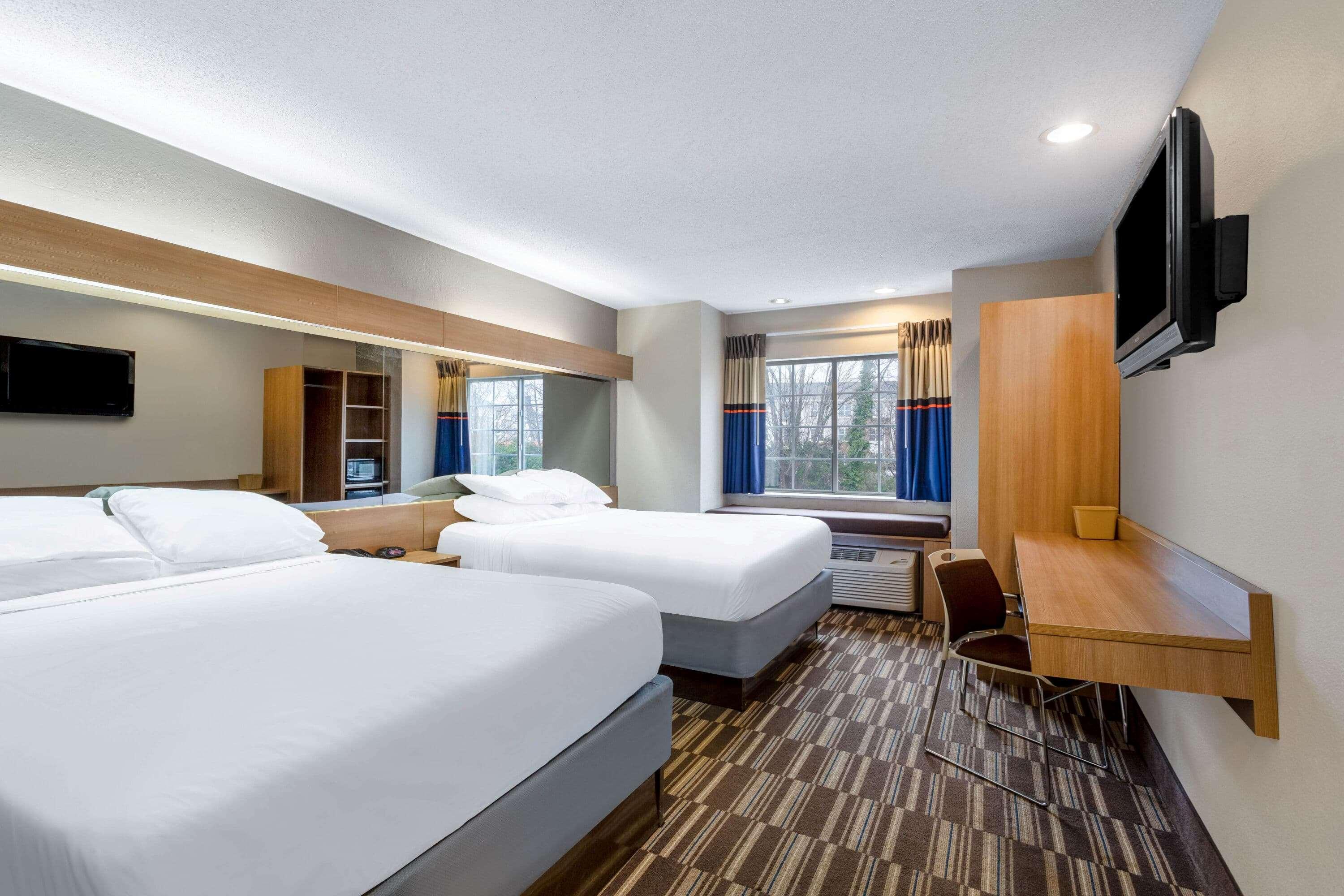 Microtel Inn & Suites By Wyndham Matthews/Charlotte Bagian luar foto