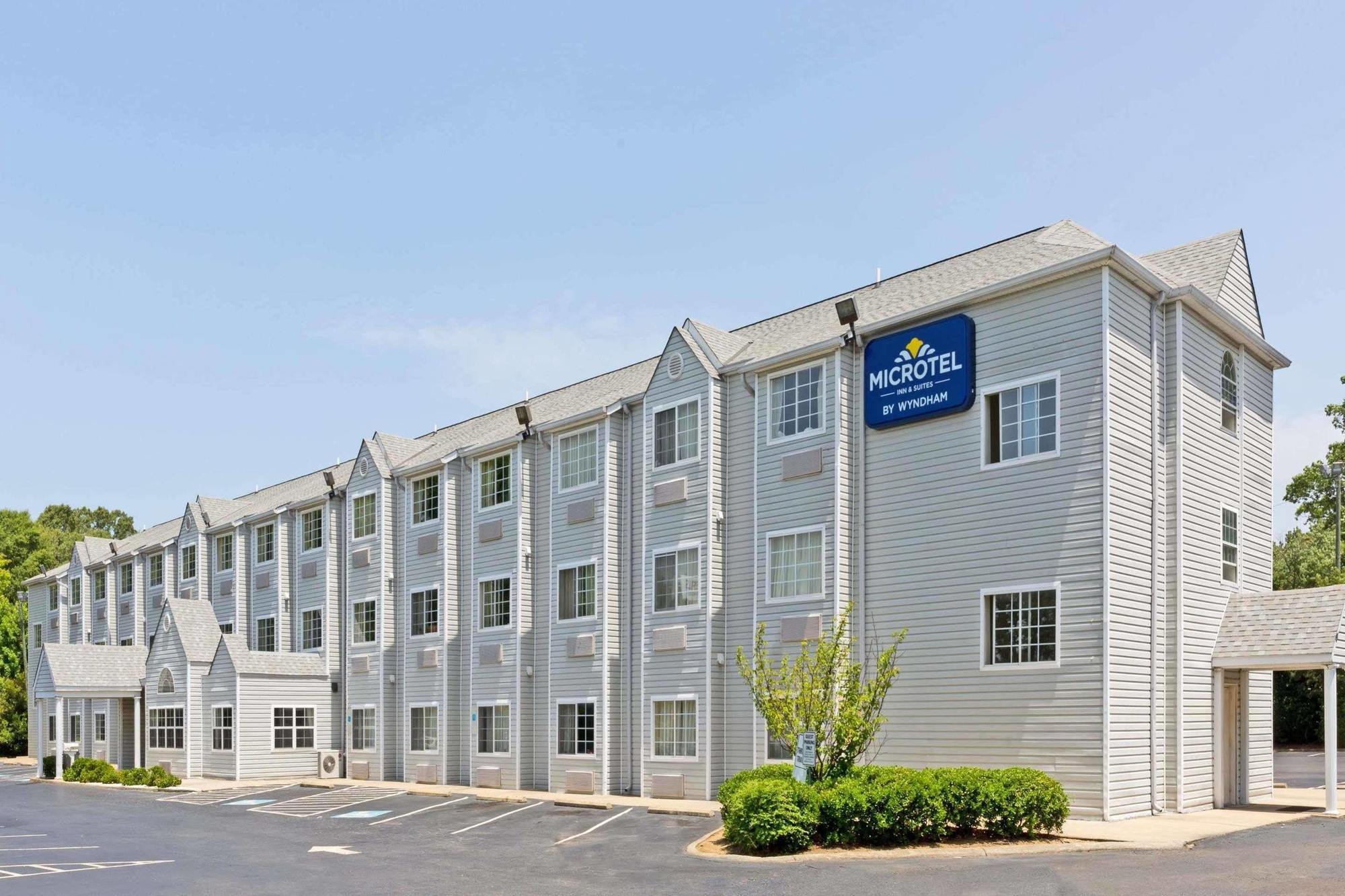 Microtel Inn & Suites By Wyndham Matthews/Charlotte Bagian luar foto